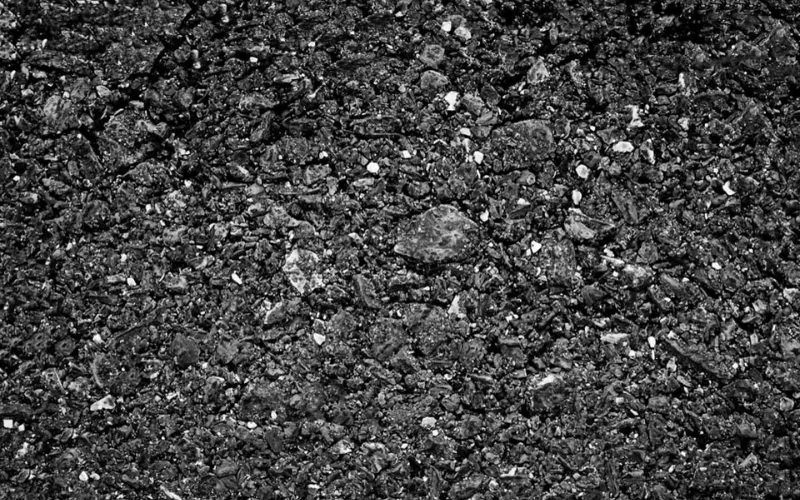 Ground Asphalt Screening with DeSite Topsoil and Rock Screeners - Guide to Choosing the Right Mesh Size for Efficient Screening.